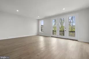 1 Picasso Square, Ashburn, VA 20148 - Photo 10