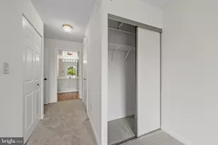 19385 Cypress Ridge Terrace, Leesburg, VA 20176 - Photo 20