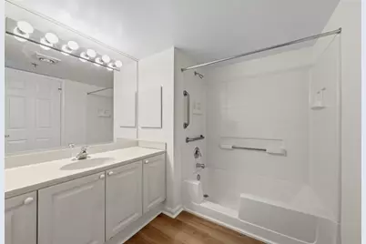 19385 Cypress Ridge Terrace #107, Leesburg, VA 20176 - Photo 18