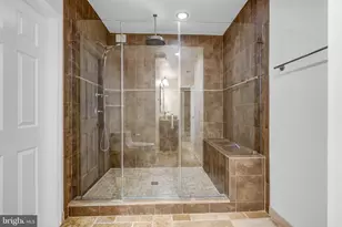 45917 Pullman Ct, Sterling, VA 20164 - Photo 42