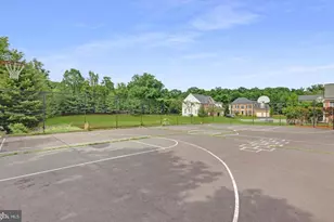 45917 Pullman Ct, Sterling, VA 20164 - Photo 52