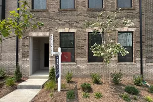 42635 Darala Dr, Ashburn, VA 20147 - Photo 2