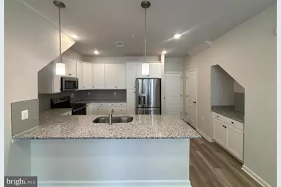 42635 Darala Drive, Ashburn, VA 20147 - Photo 6