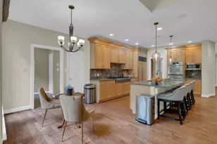 23053 Olympia Dr, Brambleton, VA 20148 - Photo 14