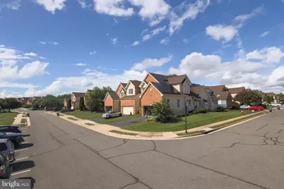 22918 N Brown Square, Ashburn, VA 20148 - Photo 82