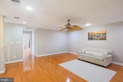 22918 N Brown Square, Ashburn, VA 20148 - Photo 42