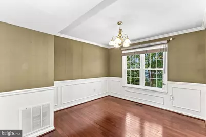 10163 Yorktown Way, Great Falls, VA 22066 - Photo 10