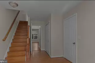 18763 Trident Sq, Leesburg, VA 20176 - Photo 4
