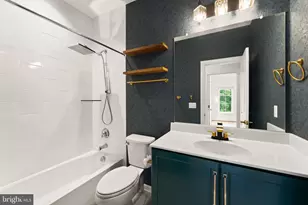 20252 Northpark Dr, Ashburn, VA 20147 - Photo 22