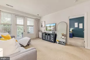 24701 Byrne Meadow Square, Aldie, VA 20105 - Photo 12