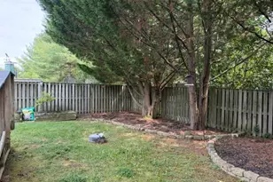 528 Wordsworth Cir, Purcellville, VA 20132 - Photo 22