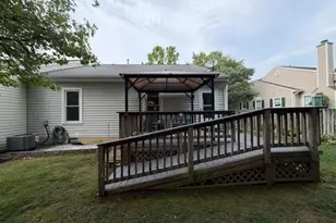 528 Wordsworth Cir, Purcellville, VA 20132 - Photo 18