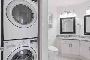 20313 Beechwood Terrace, Ashburn, VA 20147 - Photo 16