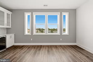 44824 Tiverton Sq, Ashburn, VA 20147 - Photo 8