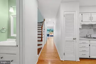 706 Edwards Ferry Rd NE, Leesburg, VA 20176 - Photo 6