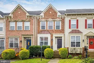 575 Edmonton Terrace NE, Leesburg, VA 20176 - Photo 2