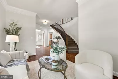 20646 Holyoke Drive, Ashburn, VA 20147 - Photo 2