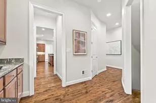 20646 Holyoke Dr, Ashburn, VA 20147 - Photo 28
