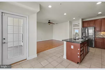 20656 Sibbald Square, Ashburn, VA 20147 - Photo 18