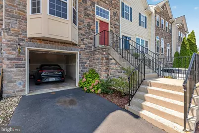 825 Bluefield Square NE, Leesburg, VA 20176 - Photo 34