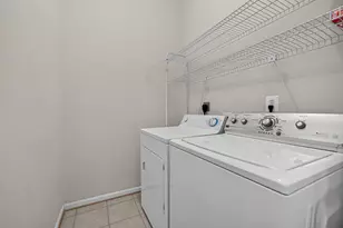 825 Bluefield Square NE, Leesburg, VA 20176 - Photo 24