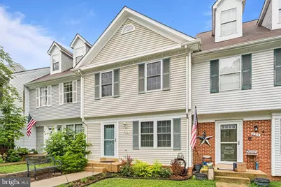 227 Finchingfield Court, Sterling, VA 20165 - Photo 4
