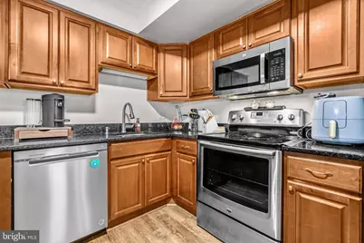 227 Finchingfield Court, Sterling, VA 20165 - Photo 12