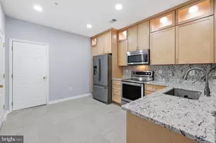 43607 McDowell Sq, Leesburg, VA 20176 - Photo 6