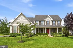 26780 Crusher Dr, Chantilly, VA 20152 - Photo 1