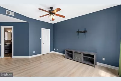 662 Gateway Drive SE #211, Leesburg, VA 20175 - Photo 18