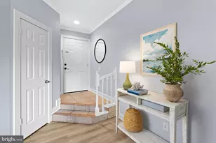 662 Gateway Dr SE, Leesburg, VA 20175 - Photo 2