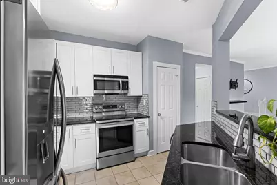 662 Gateway Drive SE #211, Leesburg, VA 20175 - Photo 10