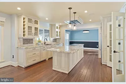 10865 Monticello Court, Great Falls, VA 22066 - Photo 10