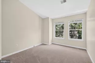 20400 Baseline Terrace, Ashburn, VA 20147 - Photo 26