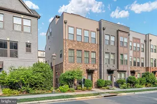 22318 Tees Ter, Ashburn, VA 20148 - Photo 2