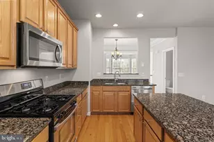 43770 Lees Mill Square, Leesburg, VA 20176 - Photo 12
