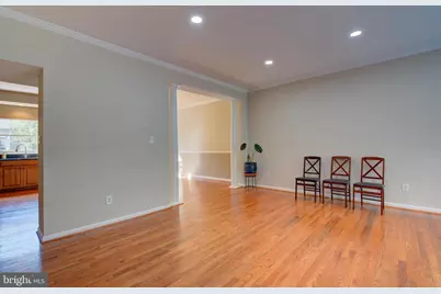 20352 Briarcliff Terrace, Sterling, VA 20165 - Photo 6