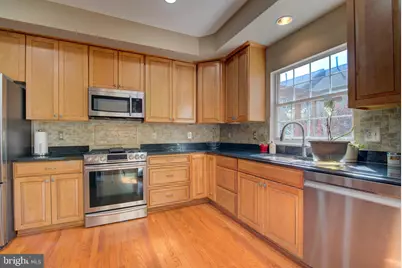 20352 Briarcliff Terrace, Sterling, VA 20165 - Photo 8