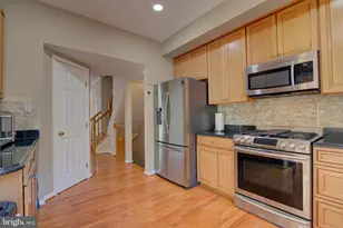 20352 Briarcliff Terrace, Potomac Falls, VA 20165 - Photo 10