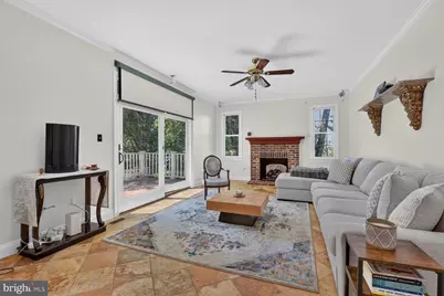 380 Clagett Street SW, Leesburg, VA 20175 - Photo 16