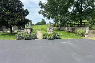 38303 Winsome Trail Ln, Purcellville, VA 20132 - Photo 8
