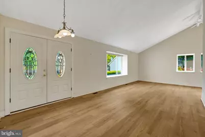 105 Kale Avenue, Sterling, VA 20164 - Photo 2