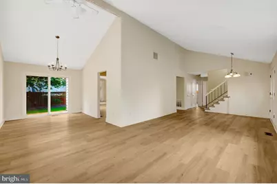 105 Kale Avenue, Sterling, VA 20164 - Photo 6