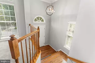 19232 Kepharts Mill Terrace, Leesburg, VA 20176 - Photo 10