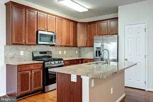 25332 Whippoorwill Terrace, Chantilly, VA 20152 - Photo 12