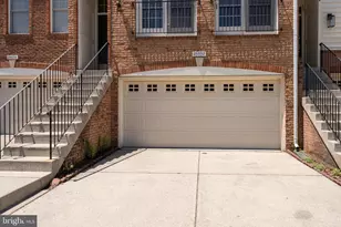 25332 Whippoorwill Terrace, Chantilly, VA 20152 - Photo 2