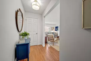 116 Prosperity SE, Leesburg, VA 20175 - Photo 2