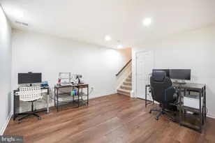 21521 Willow Breeze Sq, Ashburn, VA 20147 - Photo 24