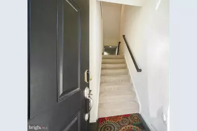 21521 Willow Breeze Square, Ashburn, VA 20147 - Photo 2