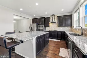 21521 Willow Breeze Sq, Ashburn, VA 20147 - Photo 12